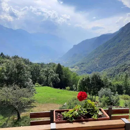 Maison Perriere - D'hotes & Jacuzzi Oda ve Kahvaltı Saint-Vincent