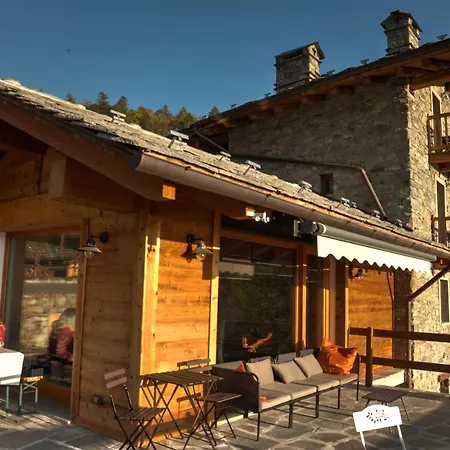 Oda ve Kahvaltı Maison Perriere - D'hotes & Jacuzzi 2*