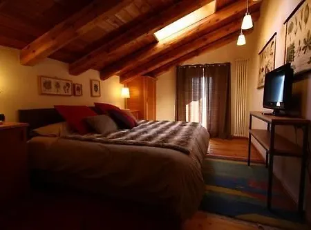 Bed & Breakfast Maison Perriere - D'hotes & Jacuzzi 3*