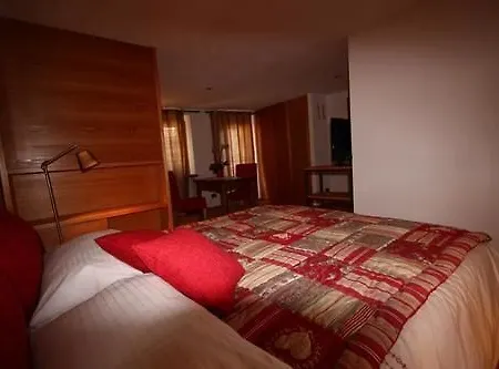 Frühstückspension Maison Perriere - D'hotes & Jacuzzi 3*