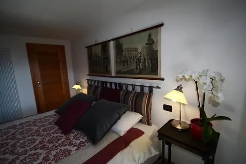 Couette-café Maison Perriere - D'hôtes&jacuzzi Ferriere