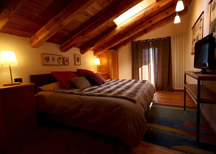 Couette-café Maison Perriere - D'hôtes&jacuzzi